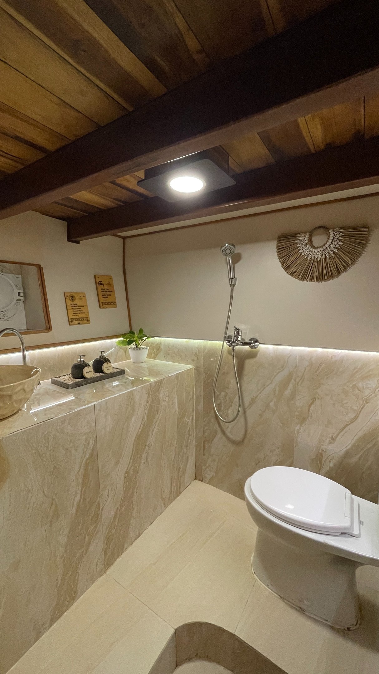 img_9071-Yyv3Jwx9NjCB15Do